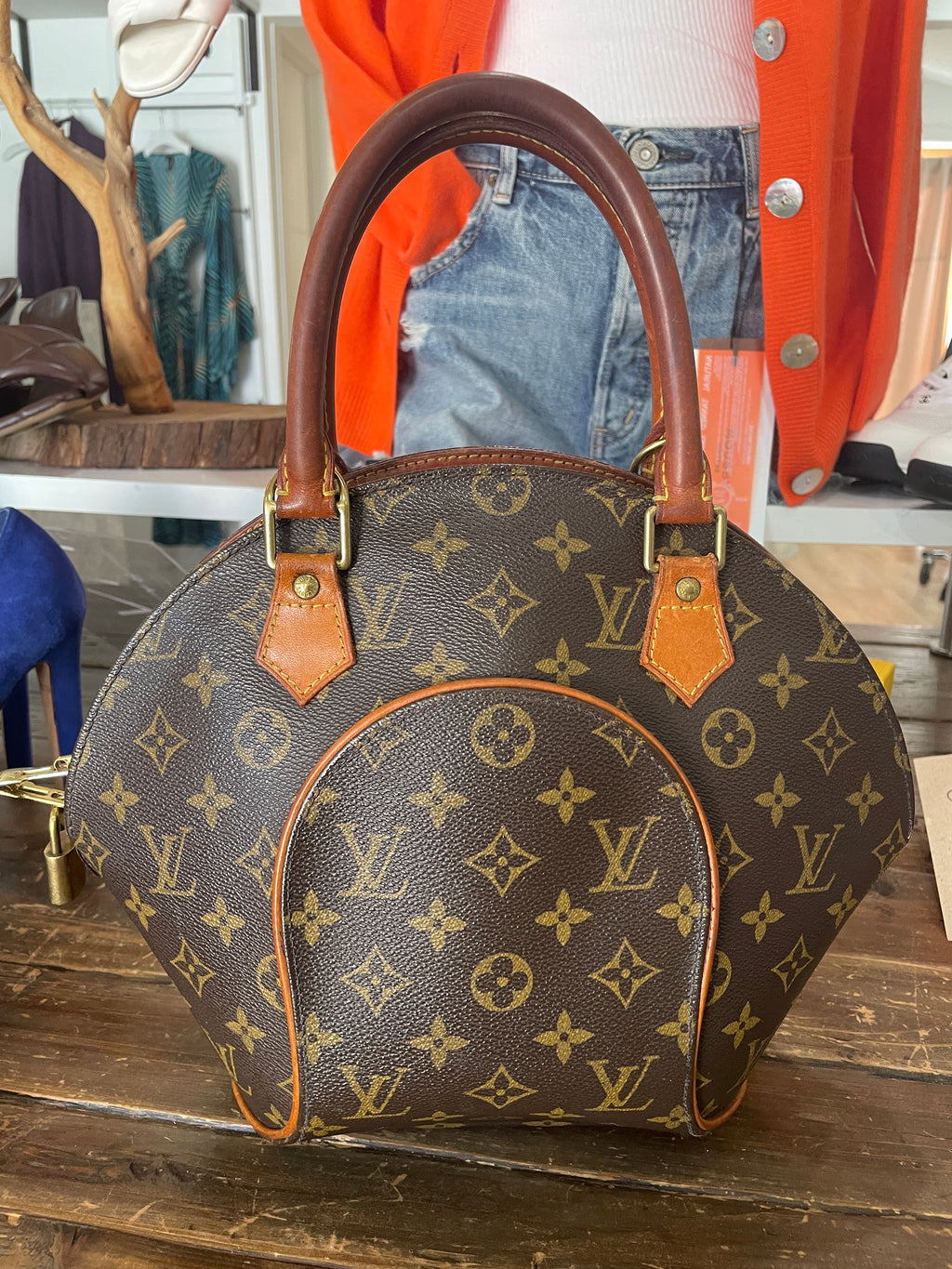 Louis Vuitton Elipse GM Monogram Bag