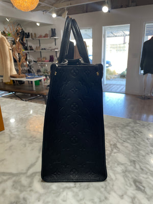 Louis Vuitton Onthego MM Monogram Leather Tote