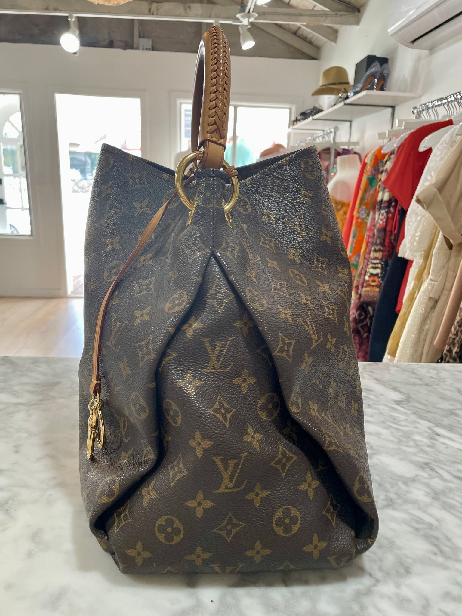 Louis Vuitton Monogram Canvas Artsy MM