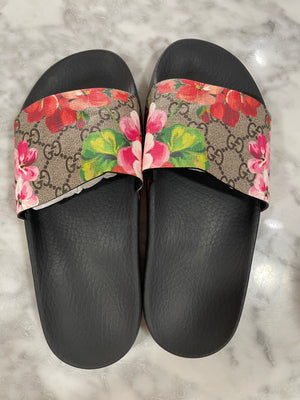 Gucci GG Blooms Supreme Slide Sandals